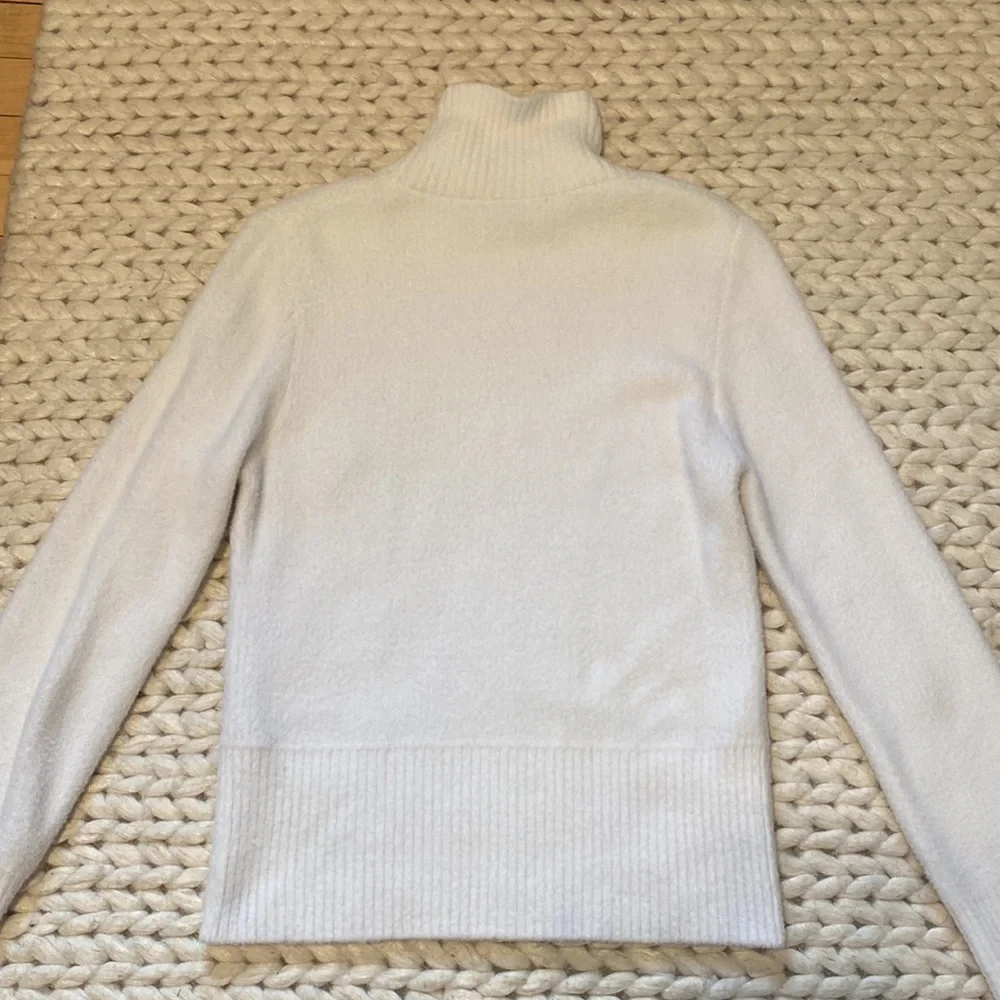 Zara Woman’s White Turtle Neck, Size M - Picture 2 of 2